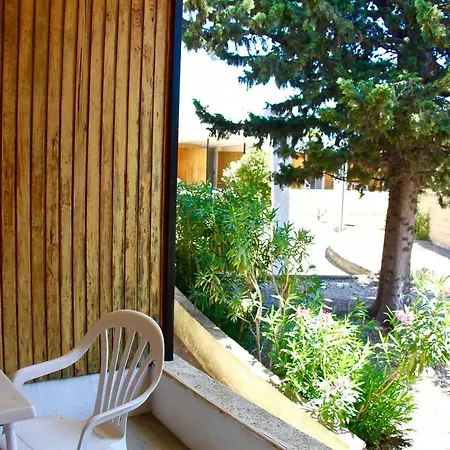 Hotel Les Cabanettes 3*