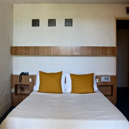 Les Cabanettes Hotel